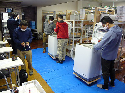 日本エアコンクリーニング協会　第19回縦型洗濯機分解研修会の様子