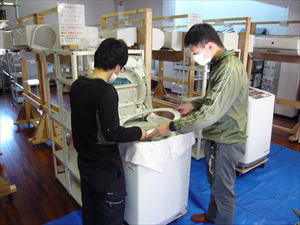 日本エアコンクリーニング協会　第21回縦型洗濯機分解研修会の様子
