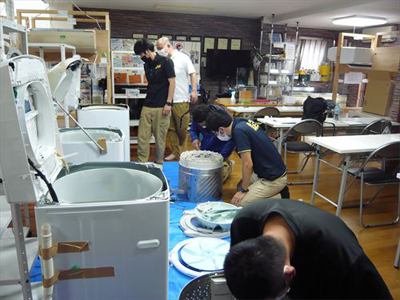 日本エアコンクリーニング協会　第32回縦型洗濯機分解研修会の様子