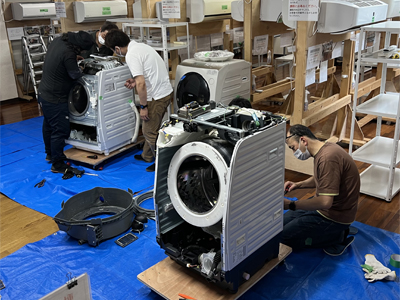 日本エアコンクリーニング協会　第1回ドラム式洗濯機分解研修会の様子