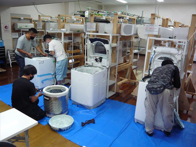 日本エアコンクリーニング協会　第46回縦型洗濯機分解研修会の様子