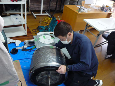 日本エアコンクリーニング協会　第19回ドラム式洗濯機分解研修会の様子