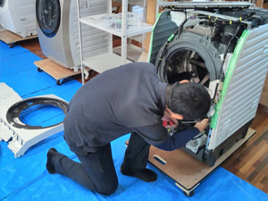 日本エアコンクリーニング協会　第35回ドラム式洗濯機分解研修会の様子