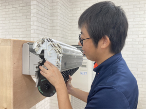 第13回 エアコン福岡教室完全分解研修会風景