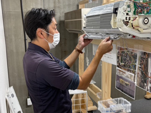 日本エアコンクリーニング協会大阪教室　第62回技術研修会の様子