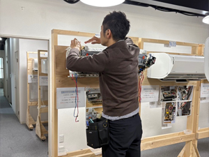 日本エアコンクリーニング協会大阪教室　第64回技術研修会の様子