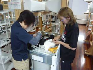 日本エアコンクリーニング協会　第96回縦型洗濯機分解研修会の様子