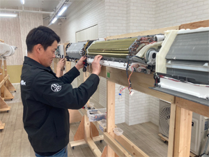 第19回　エアコン福岡教室完全分解研修会風景