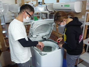 日本エアコンクリーニング協会　第106回縦型洗濯機分解研修会の様子